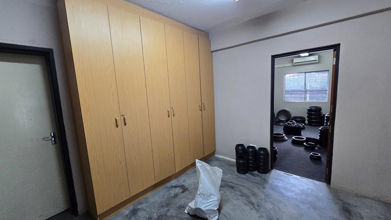 To Let commercial Property for Rent in Blackheath Industrial Western Cape